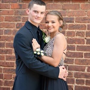 Meet your Posher, Taylor